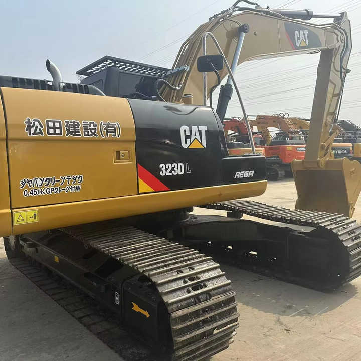 Excellent Cheap Price Used Japan Original Caterpillar Cat323d Crawler Excavators for Sale Used Cat 320 323 330 329 336 Excavator - Excavadora de cadenas: foto 1 Excellent Cheap Price Used Japan Original Caterpillar Cat323d Crawler Excavators for Sale Used Cat 320 323 330 329 336 Excavator - Excavadora de cadenas: foto 1
