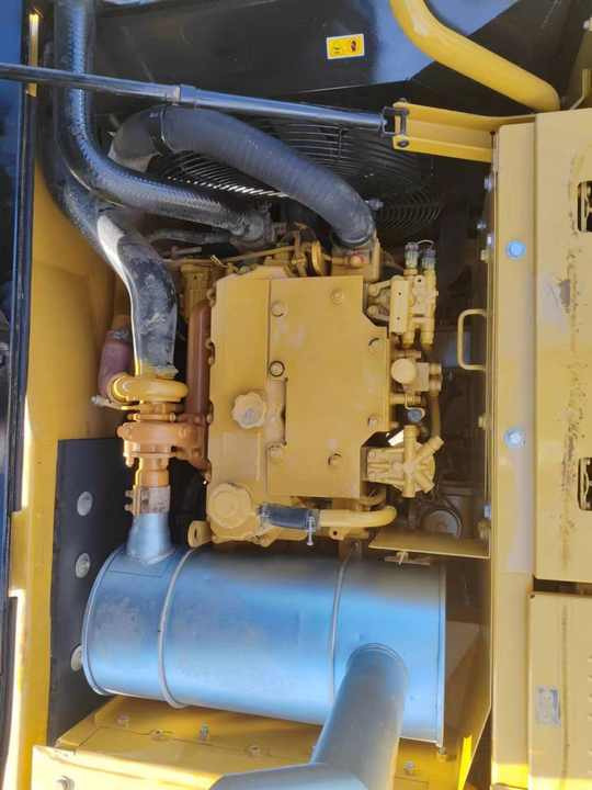 Good Condition Used Excavator Machine Caterpillar 315D Crawler CAT 15ton Used Excavator for Sale CAT 315 Excavators - Excavadora de cadenas: foto 4 Good Condition Used Excavator Machine Caterpillar 315D Crawler CAT 15ton Used Excavator for Sale CAT 315 Excavators - Excavadora de cadenas: foto 4