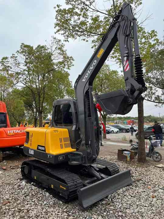 High Quality Used Volvo EC60D Excavator for Sale 6 Ton Compact Machine, Excellent Condition, Ready for Work! - Miniexcavadora: foto 4 High Quality Used Volvo EC60D Excavator for Sale 6 Ton Compact Machine, Excellent Condition, Ready for Work! - Miniexcavadora: foto 4