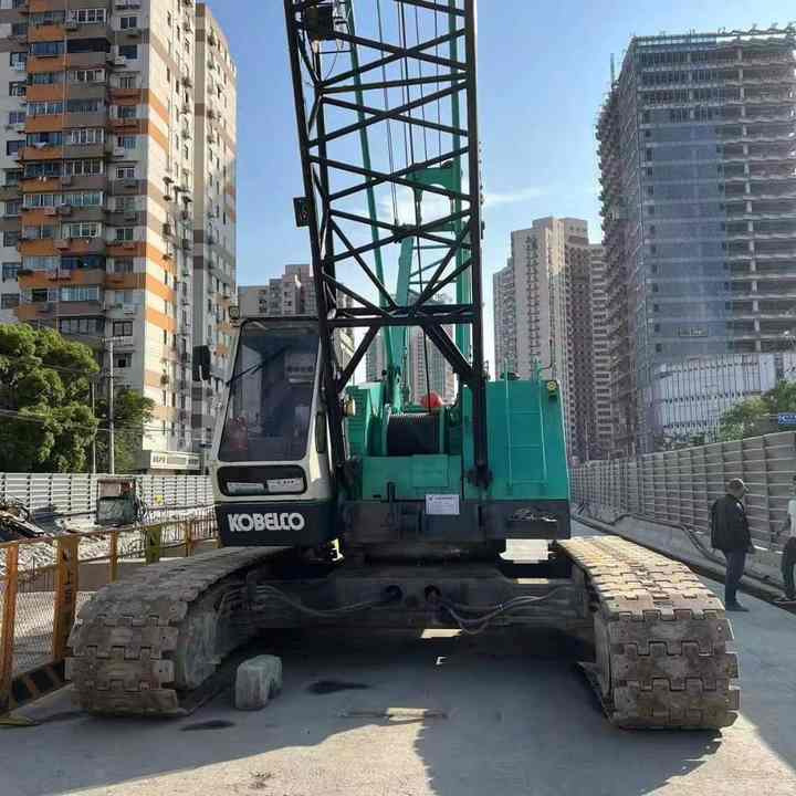 Kobelco 7055-2 Mobile Crane Truck Japan Made Used Heavy Earthmoving Equipment Crane Truck in Good Condition - Grúa sobre orugas: foto 2 Kobelco 7055-2 Mobile Crane Truck Japan Made Used Heavy Earthmoving Equipment Crane Truck in Good Condition - Grúa sobre orugas: foto 2