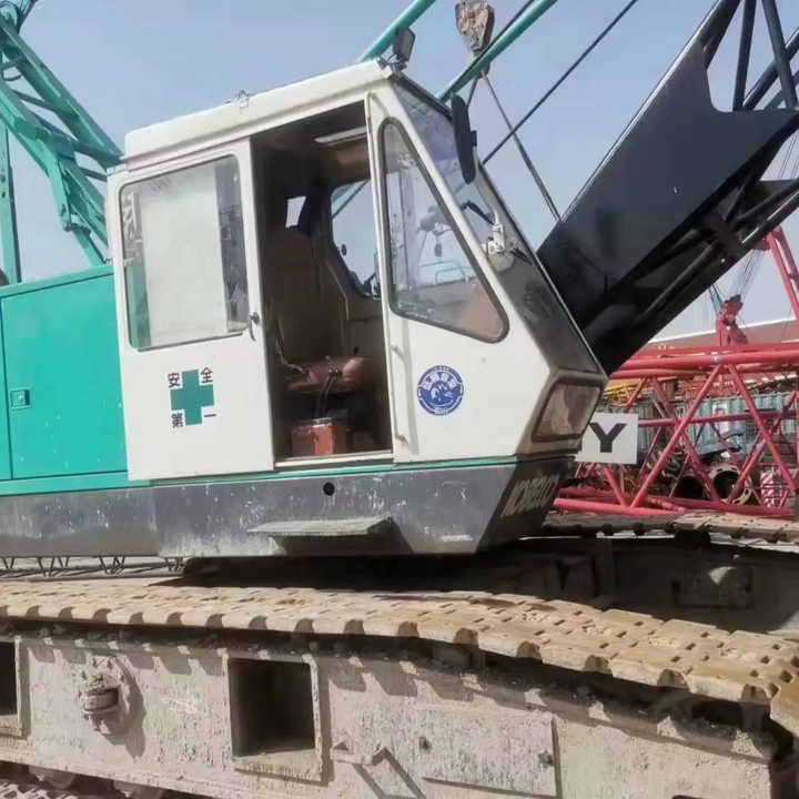 Kobelco 7055-2 Mobile Crane Truck Japan Made Used Heavy Earthmoving Equipment Crane Truck in Good Condition - Grúa sobre orugas: foto 5 Kobelco 7055-2 Mobile Crane Truck Japan Made Used Heavy Earthmoving Equipment Crane Truck in Good Condition - Grúa sobre orugas: foto 5