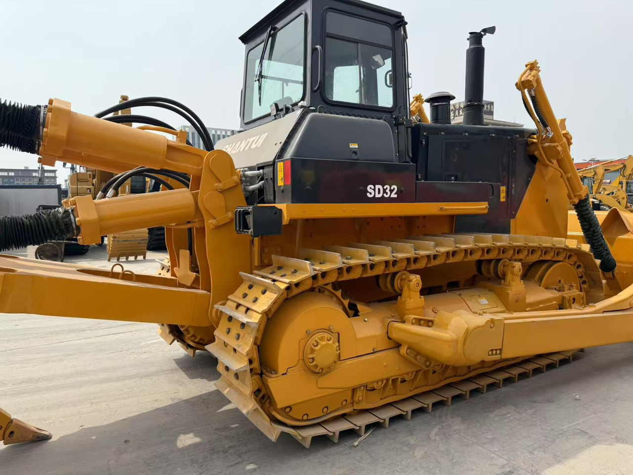 SHANTUI SD32 - Bulldozer: foto 3 SHANTUI SD32 - Bulldozer: foto 3