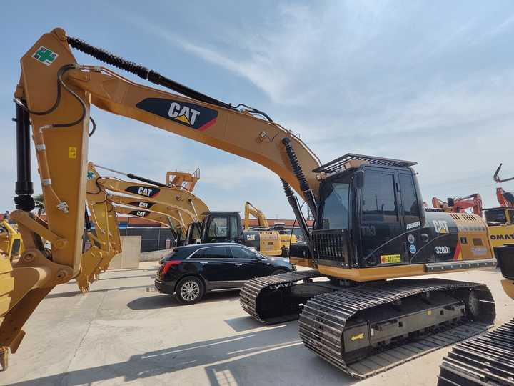 USED CAT 320 Excavator with Wide Track Shoe for Sale - Excavadora de cadenas: foto 2 USED CAT 320 Excavator with Wide Track Shoe for Sale - Excavadora de cadenas: foto 2
