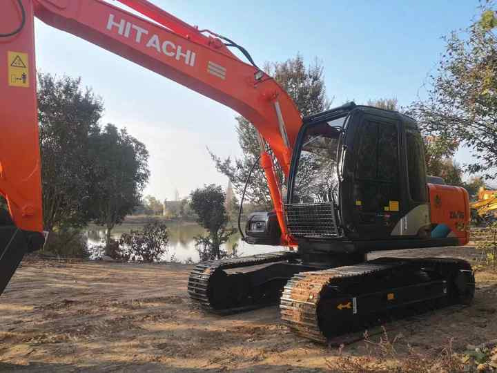 Urgent Sale!Used Hitachi Zx 120 Excavator | Low Operating Hours, Flexible Payment Options! - Excavadora de cadenas: foto 4 Urgent Sale!Used Hitachi Zx 120 Excavator | Low Operating Hours, Flexible Payment Options! - Excavadora de cadenas: foto 4