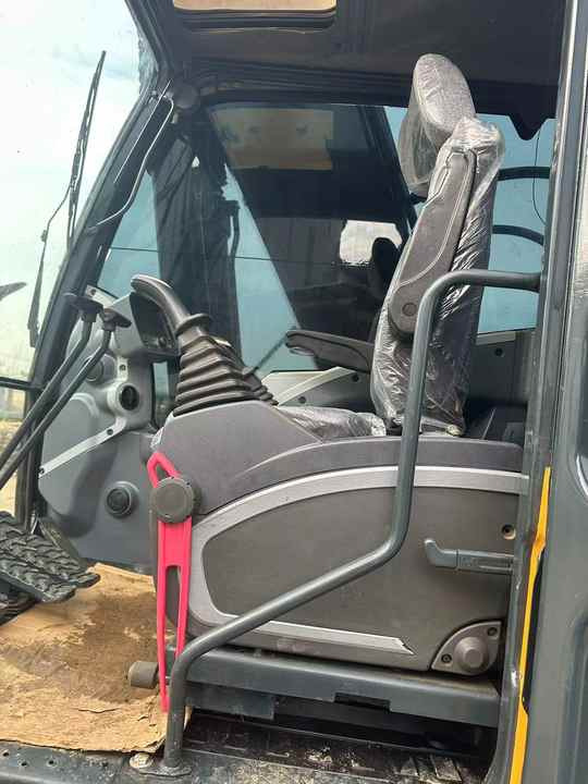 Used 100% Original Korea Brand hyundai 220-9 Excavator for Sale - Excavadora de cadenas: foto 4 Used 100% Original Korea Brand hyundai 220-9 Excavator for Sale - Excavadora de cadenas: foto 4