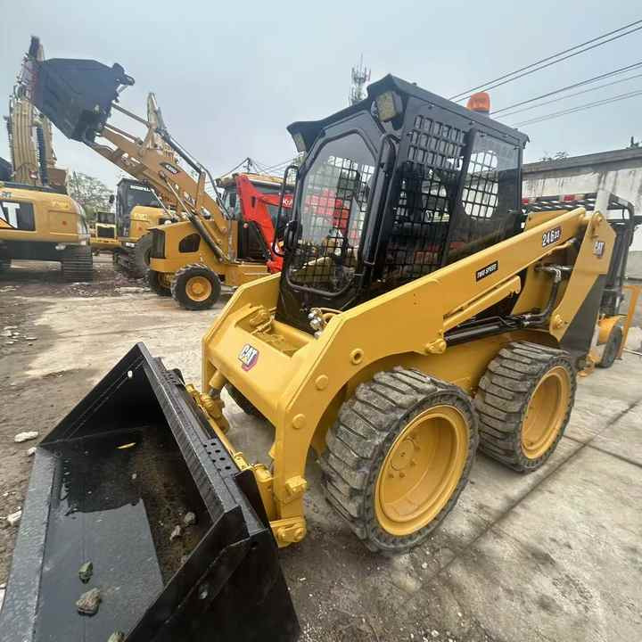 Used Cat246D2 New Model Skid Steer Second Hand Machine Popular Brand Japan Hydraulic Machinery - Minicargadora: foto 5 Used Cat246D2 New Model Skid Steer Second Hand Machine Popular Brand Japan Hydraulic Machinery - Minicargadora: foto 5