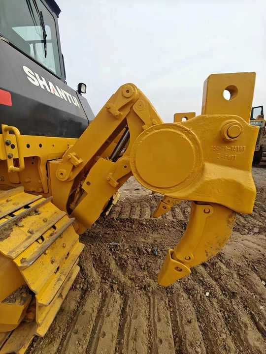 Used China Made SD22 Construction Machinery Shantui SD22 Crawler Bulldozer SD22 Earthmoving Machine Used Bulldozer - Bulldozer: foto 4 Used China Made SD22 Construction Machinery Shantui SD22 Crawler Bulldozer SD22 Earthmoving Machine Used Bulldozer - Bulldozer: foto 4