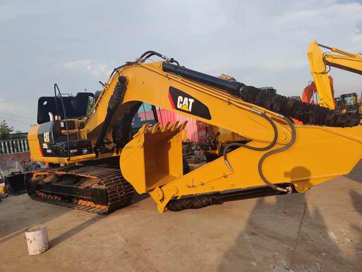 Used Crawler Caterpillar 315D Excavator for Sale Used Engineering & Construction Machinery - Excavadora de cadenas: foto 4 Used Crawler Caterpillar 315D Excavator for Sale Used Engineering & Construction Machinery - Excavadora de cadenas: foto 4