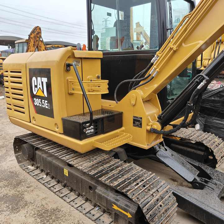 Used Crawler Excavator Caterpillar 305.5E2 Mini Excavator with High Quality Hot Sale - Miniexcavadora: foto 5 Used Crawler Excavator Caterpillar 305.5E2 Mini Excavator with High Quality Hot Sale - Miniexcavadora: foto 5