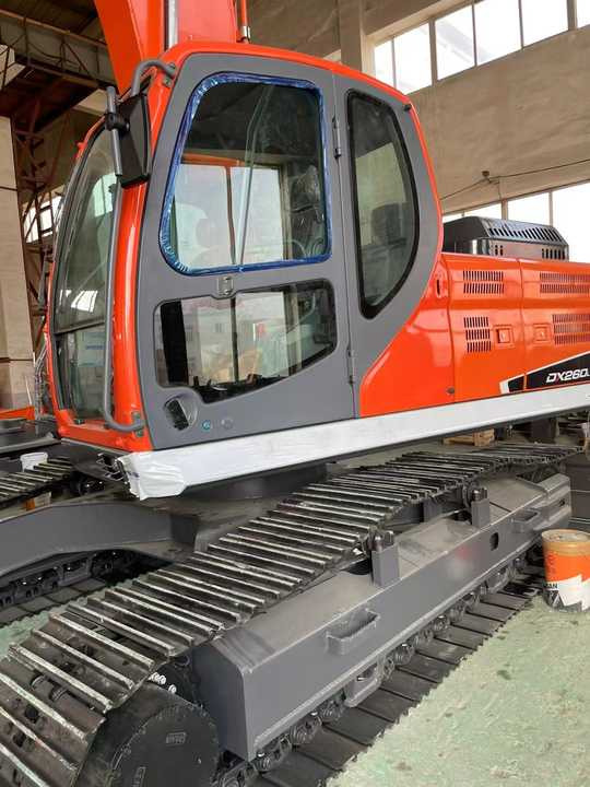 Used Digger DOOSAN DX260 Construction Machinery Construction Digger Used DOOSAN DX260 Cheap Excavator - Excavadora de cadenas: foto 4 Used Digger DOOSAN DX260 Construction Machinery Construction Digger Used DOOSAN DX260 Cheap Excavator - Excavadora de cadenas: foto 4