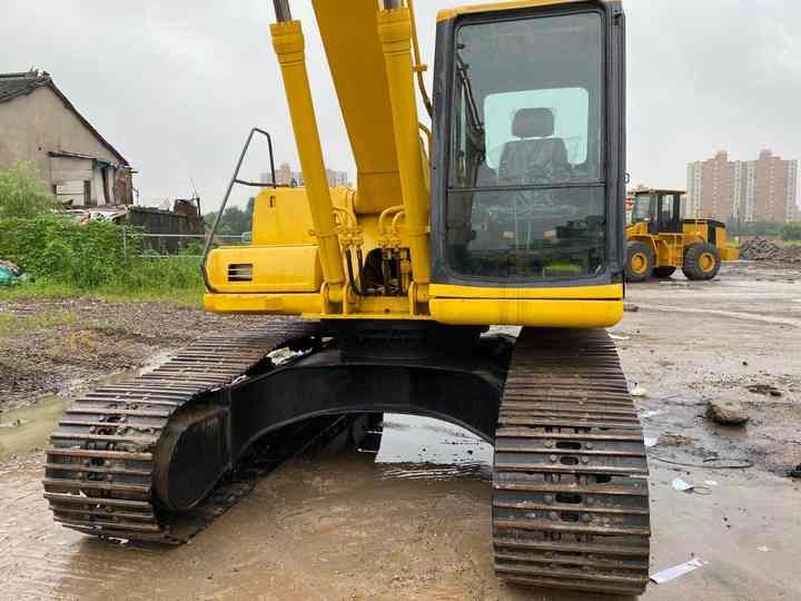 Used Good Quality Japan Original PC200-6 in Good Condition PC200-6 Komatsu - Excavadora de cadenas: foto 2 Used Good Quality Japan Original PC200-6 in Good Condition PC200-6 Komatsu - Excavadora de cadenas: foto 2