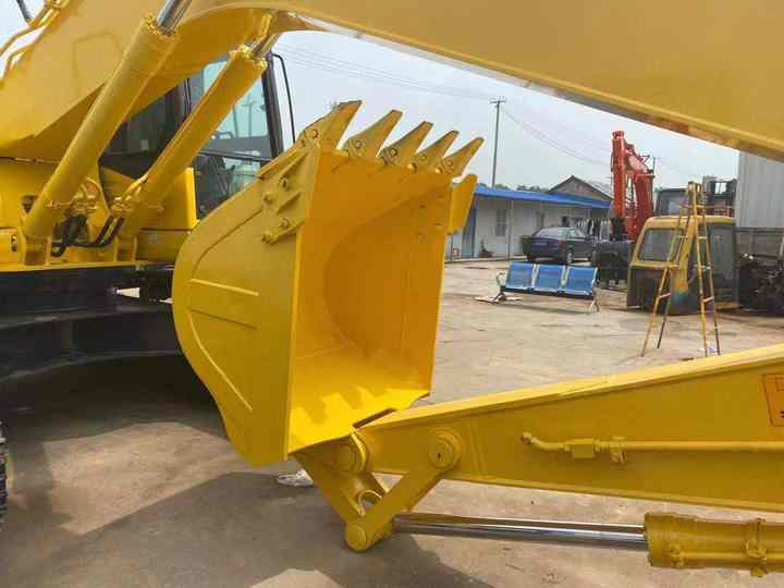 Used Good Quality Japan Original PC220-7 in Good Condition PC220-7 Komatsu - Excavadora de cadenas: foto 4 Used Good Quality Japan Original PC220-7 in Good Condition PC220-7 Komatsu - Excavadora de cadenas: foto 4