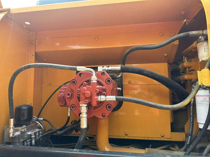 Used Korea Brand hyundai 305-9 Excavator 30tons with High Power and Excellent Performance Hot Sale - Excavadora de cadenas: foto 2 Used Korea Brand hyundai 305-9 Excavator 30tons with High Power and Excellent Performance Hot Sale - Excavadora de cadenas: foto 2