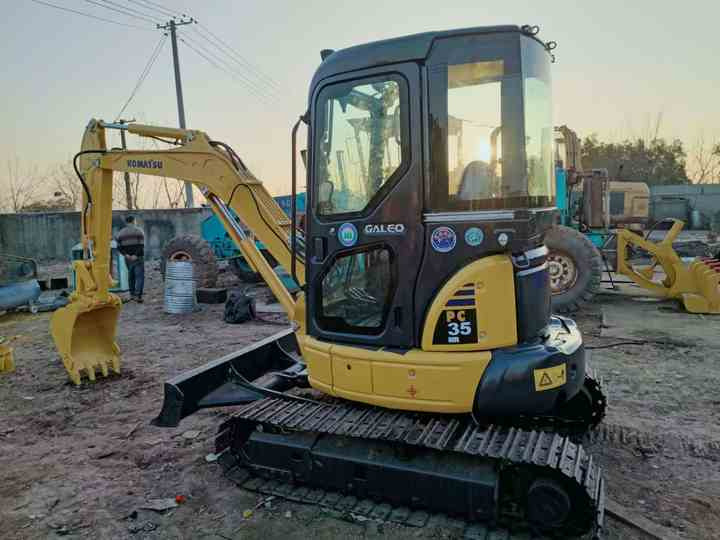 Used Original komatsu Mini Excavator Pc35MR-2 on Hot Sale komatsu Pc35 3 Tons Mini Excavator in Stock - Miniexcavadora: foto 3 Used Original komatsu Mini Excavator Pc35MR-2 on Hot Sale komatsu Pc35 3 Tons Mini Excavator in Stock - Miniexcavadora: foto 3