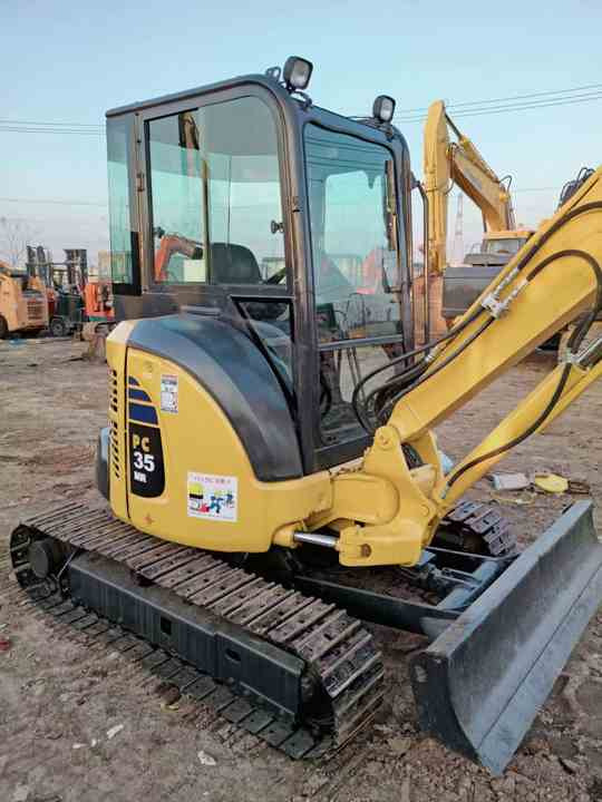 Used Original komatsu Mini Excavator Pc35MR-2 on Hot Sale komatsu Pc35 3 Tons Mini Excavator in Stock - Miniexcavadora: foto 5 Used Original komatsu Mini Excavator Pc35MR-2 on Hot Sale komatsu Pc35 3 Tons Mini Excavator in Stock - Miniexcavadora: foto 5