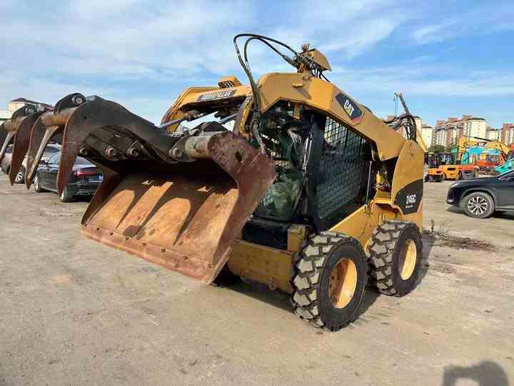 Used Wheel Loader CAT246C Caterpillar 246C Mini Wheel Skid Steer Loader in Stock - Minicargadora: foto 3 Used Wheel Loader CAT246C Caterpillar 246C Mini Wheel Skid Steer Loader in Stock - Minicargadora: foto 3
