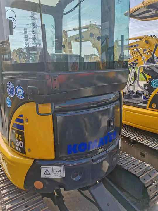 Used komatsu Mini Pc30 Mini 3tons Excavator komatsu Pc 30 35 40 55 Mini Digger in Stock for Sale - Excavadora de cadenas: foto 3 Used komatsu Mini Pc30 Mini 3tons Excavator komatsu Pc 30 35 40 55 Mini Digger in Stock for Sale - Excavadora de cadenas: foto 3
