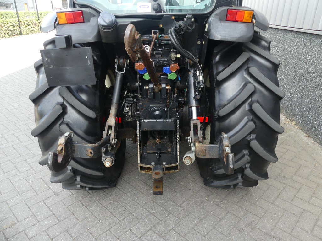 New Holland T4.100F - Mini tractor: foto 5 New Holland T4.100F - Mini tractor: foto 5