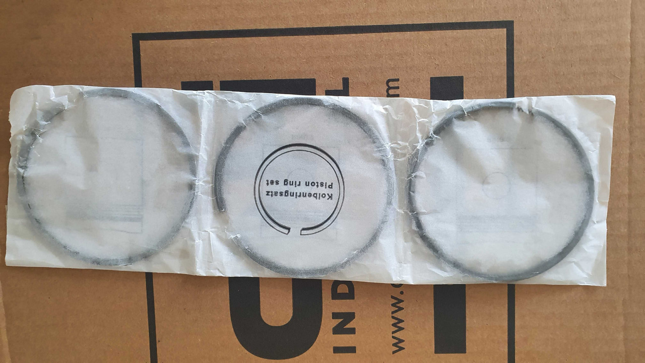 Kpl. pierścieni tłokowych SISU VALMET Massey Ferguson 36376_20M91 - Recambio para Maquinaria agrícola: foto 1 Kpl. pierścieni tłokowych SISU VALMET Massey Ferguson 36376_20M91 - Recambio para Maquinaria agrícola: foto 1