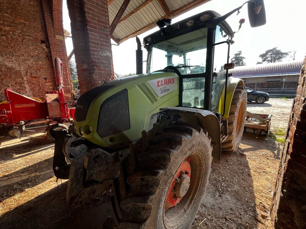 Claas Arion 420 - Tractor: foto 3 Claas Arion 420 - Tractor: foto 3
