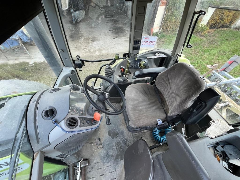 Claas Arion 610 C - Tractor: foto 5 Claas Arion 610 C - Tractor: foto 5