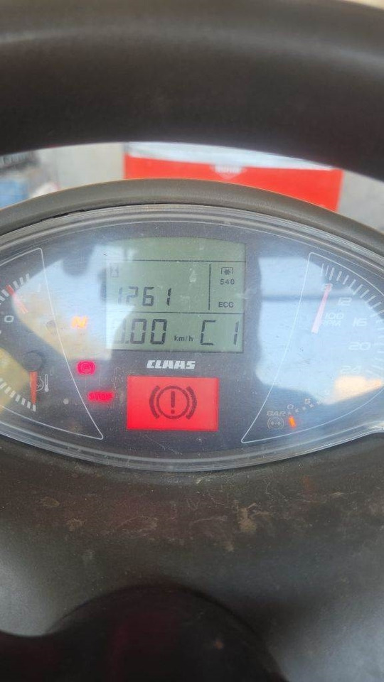 Claas Arion 630 CIS - Tractor: foto 2 Claas Arion 630 CIS - Tractor: foto 2