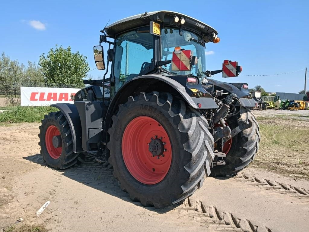 Claas Arion 660 CMATIC - Tractor: foto 5 Claas Arion 660 CMATIC - Tractor: foto 5