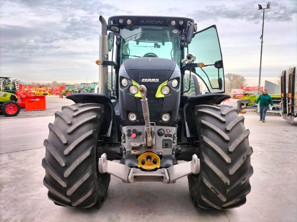 Claas Axion 810 - Tractor: foto 2 Claas Axion 810 - Tractor: foto 2