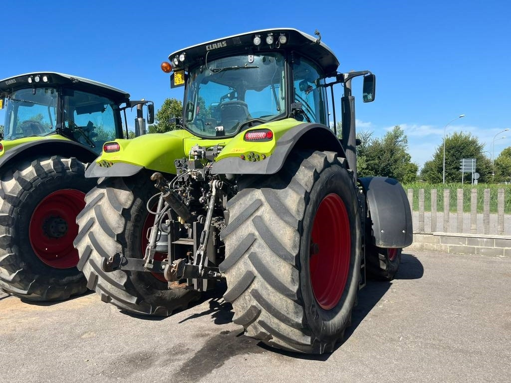Tractor Claas Axion 830 Cmatic: foto 6