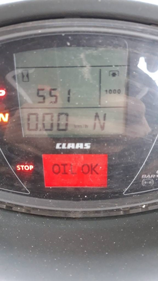 Claas Axion 830 Cmatic - Tractor: foto 3 Claas Axion 830 Cmatic - Tractor: foto 3