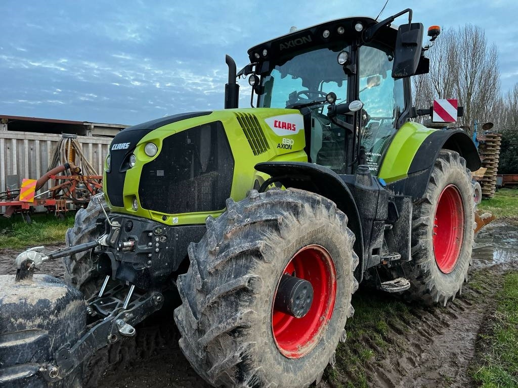 Claas Axion 830 Cmatic - Tractor: foto 3 Claas Axion 830 Cmatic - Tractor: foto 3