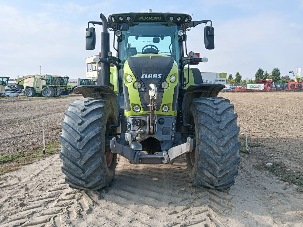 Claas Axion 870 Cmatic - Tractor: foto 2 Claas Axion 870 Cmatic - Tractor: foto 2