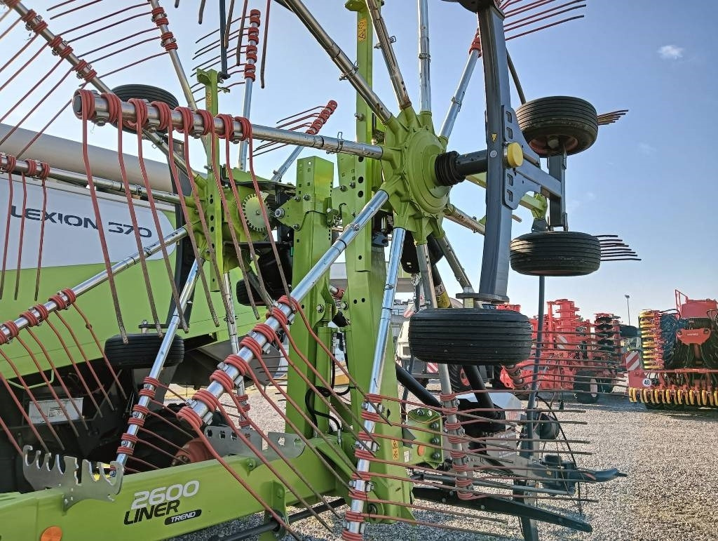 Claas LINER 2600 TREND - Henificadora: foto 5 Claas LINER 2600 TREND - Henificadora: foto 5