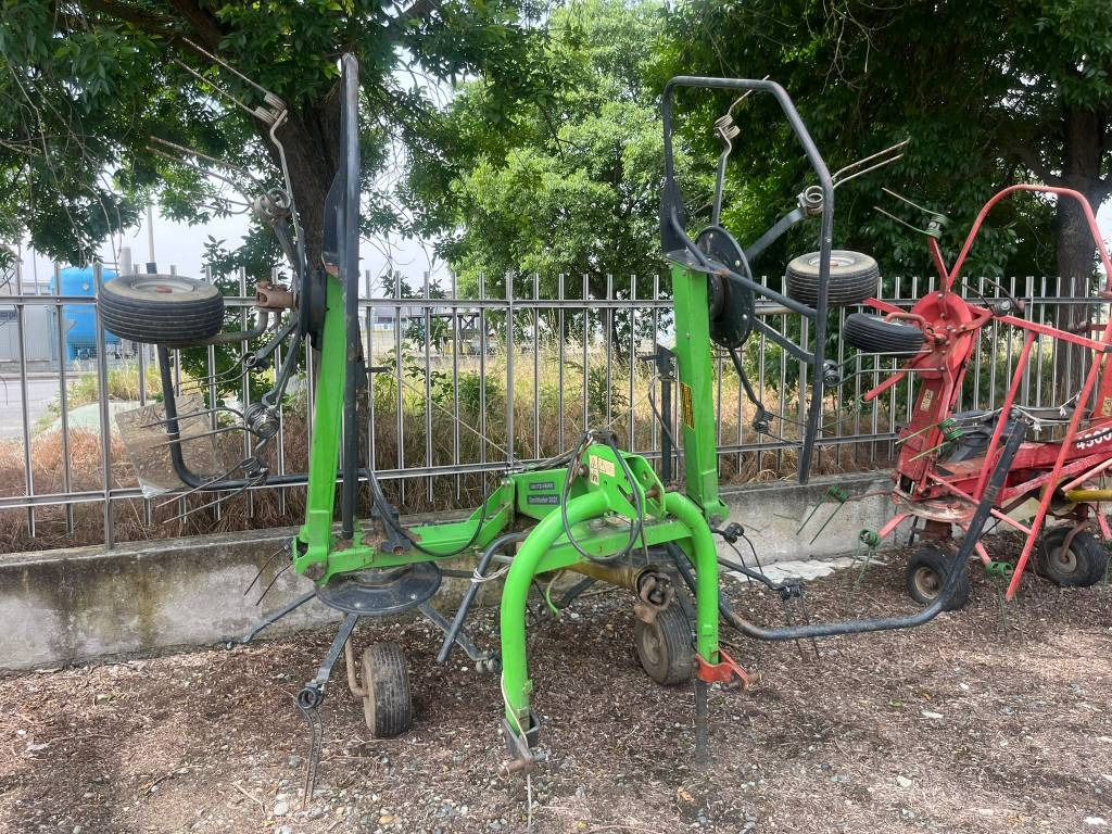 Deutz-fahr 5221  - Henificadora: foto 1 Deutz-fahr 5221  - Henificadora: foto 1