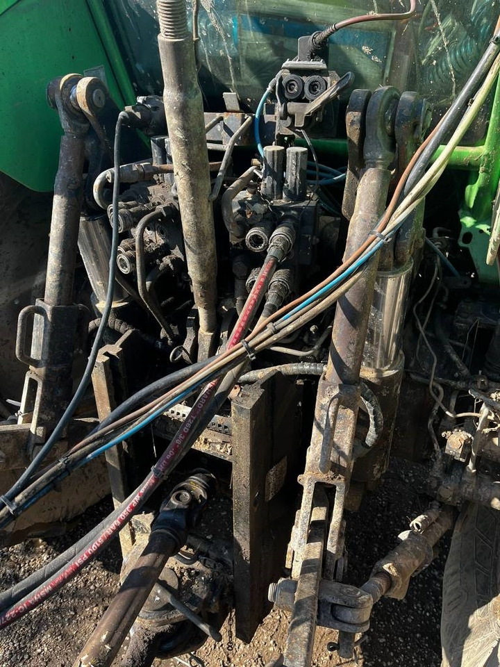 Deutz-fahr AGROTRON 6.30 - Tractor: foto 5 Deutz-fahr AGROTRON 6.30 - Tractor: foto 5