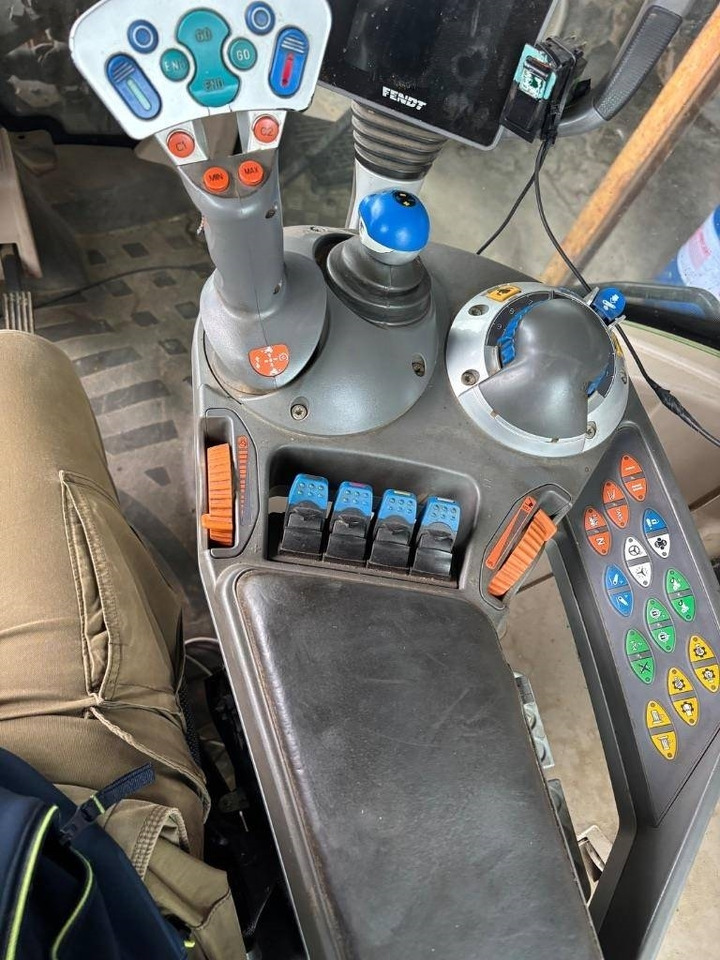 Fendt 927 Vario Profi - Tractor: foto 5 Fendt 927 Vario Profi - Tractor: foto 5