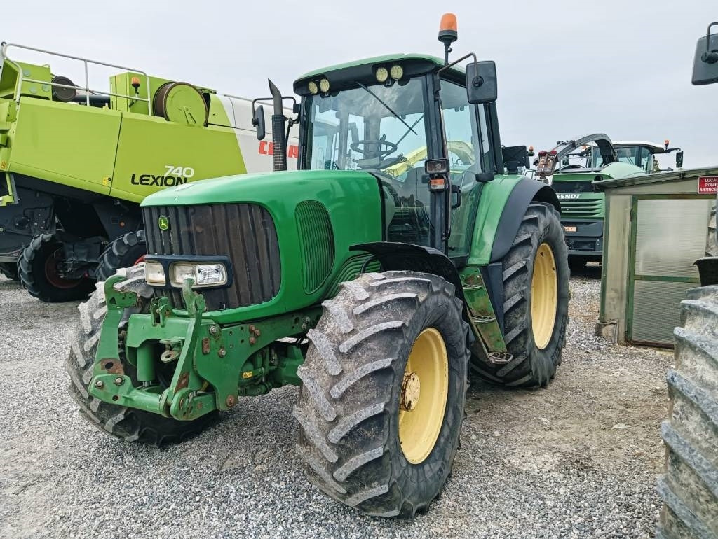 John Deere 6820 - Tractor: foto 3 John Deere 6820 - Tractor: foto 3