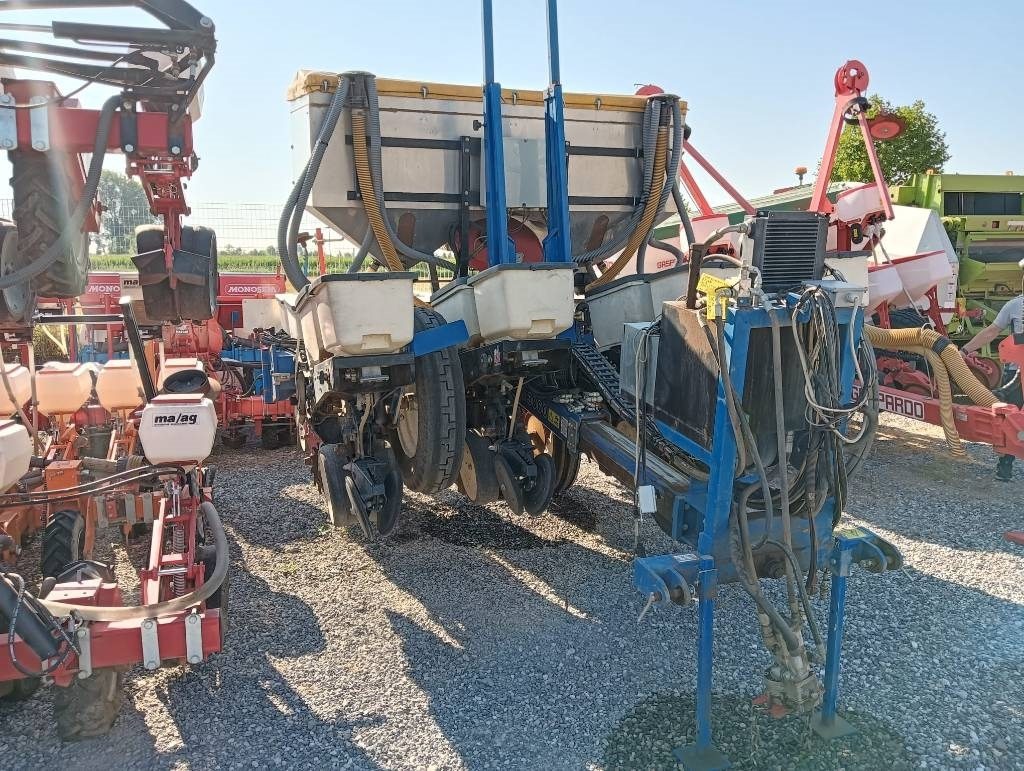 Sembradora de precisión Kinze 3000: foto 9
