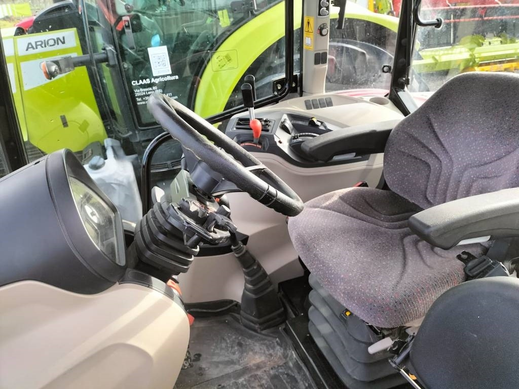Tractor Massey Ferguson 4709: foto 9