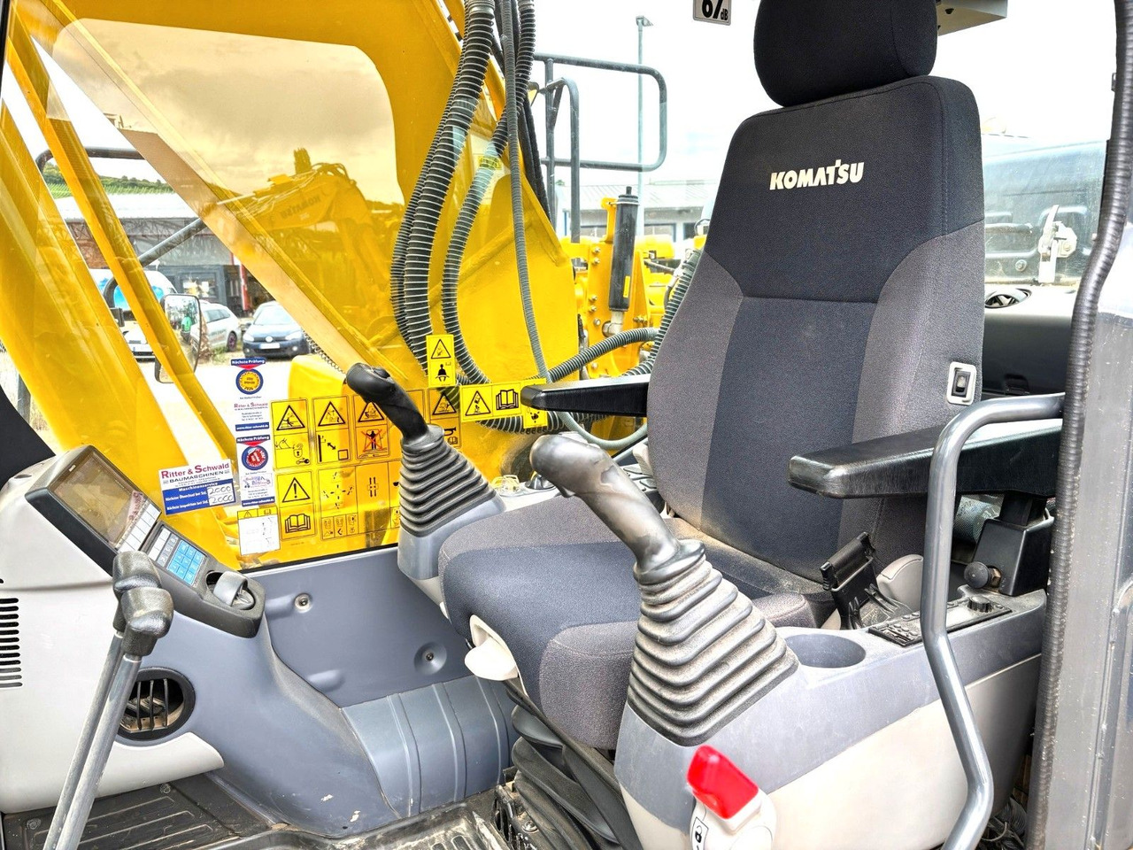 Komatsu PC210LC-11E0 - Excavadora de cadenas: foto 3 Komatsu PC210LC-11E0 - Excavadora de cadenas: foto 3