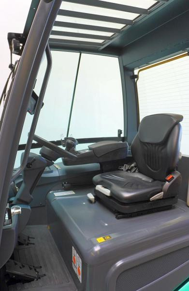 Mitsubishi FB40-2 - Carretilla elevadora eléctrica: foto 4 Mitsubishi FB40-2 - Carretilla elevadora eléctrica: foto 4