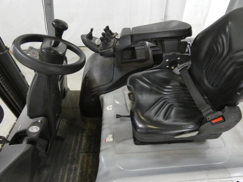 Still RX60-30L RX60-30L - Carretilla elevadora eléctrica: foto 3 Still RX60-30L RX60-30L - Carretilla elevadora eléctrica: foto 3