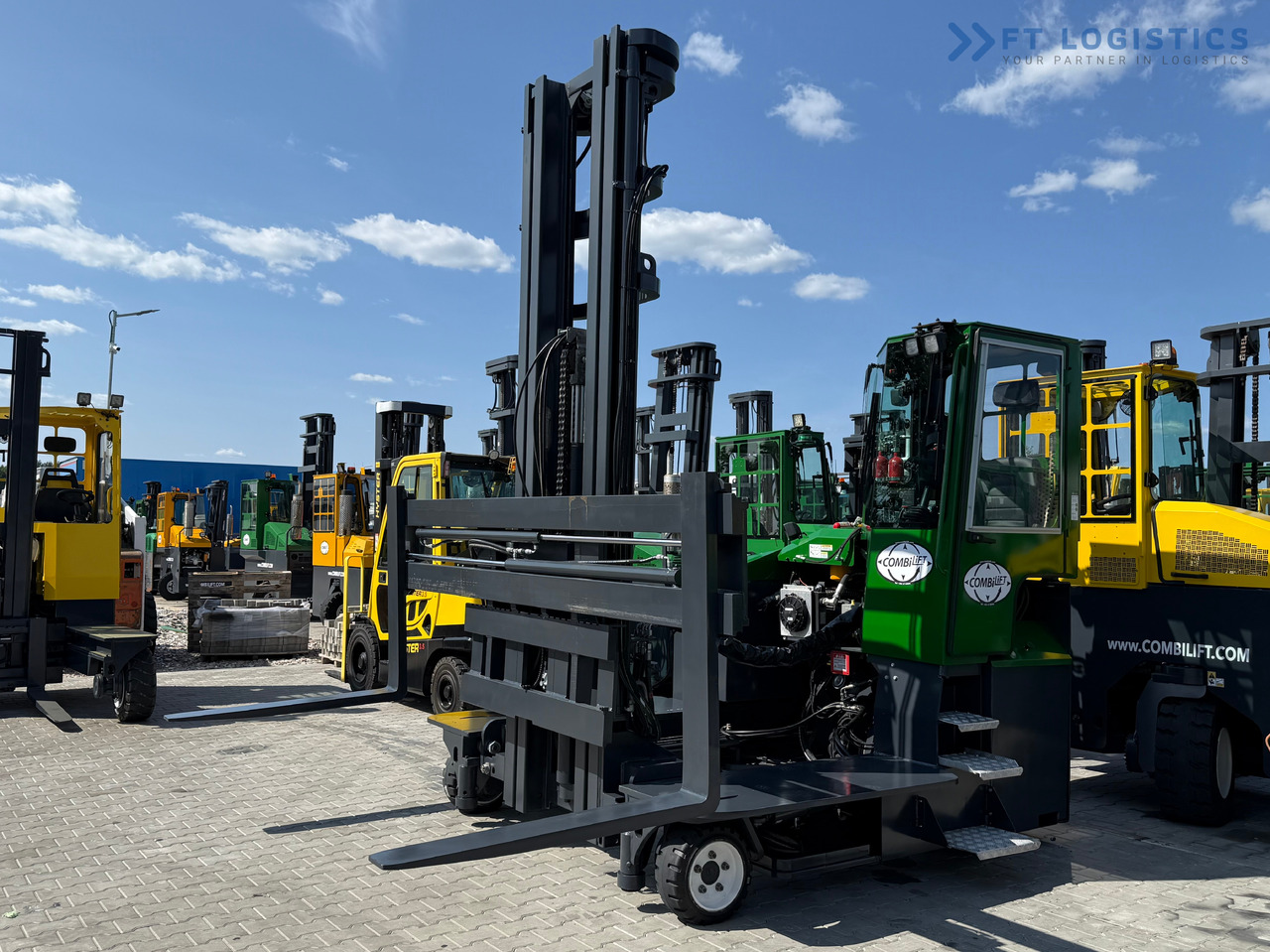 Carretilla de 4 vías nuevo COMBILIFT C5000E / ELECTRIC / TRIPLEX 8300MM / FULL FREE LIFT / WIDE POSITIONER / FORK SIDESHIFT / BATTERY LIKE NEW: foto 16