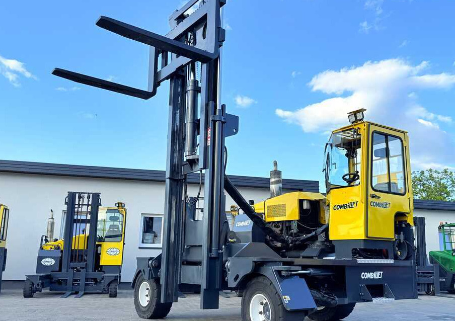 Combilift C14000 / DUPLEX - 3600 / GAS / FREE-LIFT - Carretilla de 4 vías: foto 1 Combilift C14000 / DUPLEX - 3600 / GAS / FREE-LIFT - Carretilla de 4 vías: foto 1