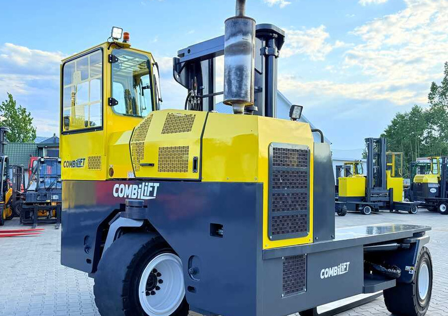 Combilift C14000 / DUPLEX - 3600 / GAS / FREE-LIFT - Carretilla de 4 vías: foto 4 Combilift C14000 / DUPLEX - 3600 / GAS / FREE-LIFT - Carretilla de 4 vías: foto 4