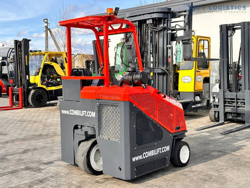 Combilift C3000CB / LPG / TRIPLEX / 5500MM / FREE LIFT / FORK SHIFT / POSITIONER C3000CB / LPG / TRIPLEX / 5500MM / FREE LIFT / FORK SHIFT - Carretilla de 4 vías: foto 5 Combilift C3000CB / LPG / TRIPLEX / 5500MM / FREE LIFT / FORK SHIFT / POSITIONER C3000CB / LPG / TRIPLEX / 5500MM / FREE LIFT / FORK SHIFT - Carretilla de 4 vías: foto 5