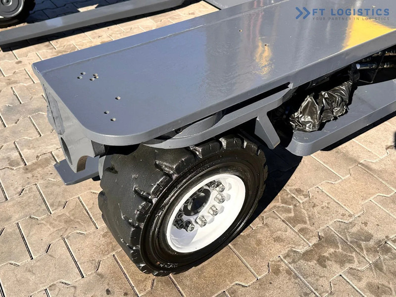 Combilift C4000 / LPG / DUPLEX / 4100MM / SCALE / SIDE SHIFT / LIKE NEW C4000 / LPG / DUPLEX / 4100MM / SCALE / SIDE SHIFT / LIKE NEW - Carretilla de 4 vías: foto 4 Combilift C4000 / LPG / DUPLEX / 4100MM / SCALE / SIDE SHIFT / LIKE NEW C4000 / LPG / DUPLEX / 4100MM / SCALE / SIDE SHIFT / LIKE NEW - Carretilla de 4 vías: foto 4