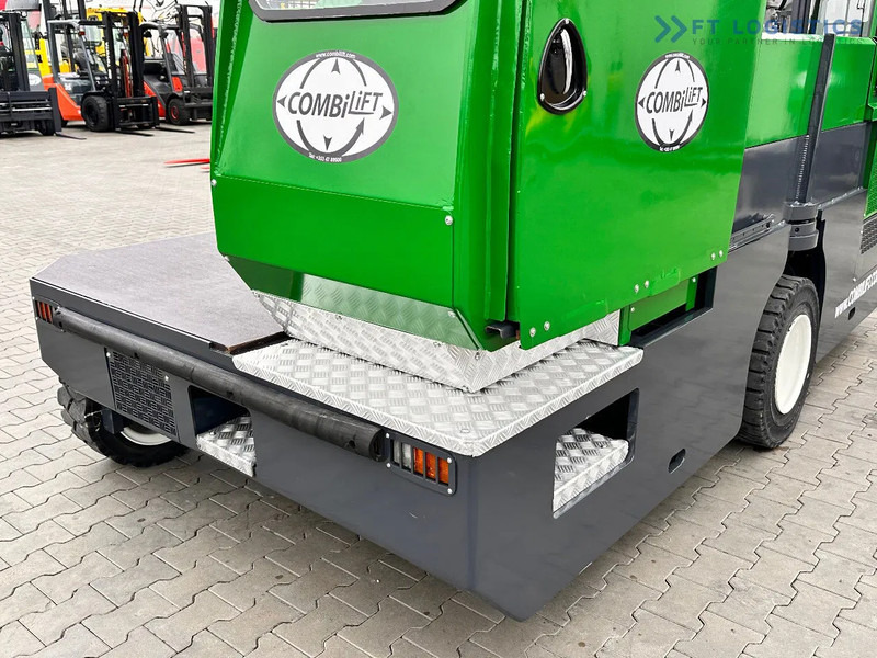 Combilift C5000SL / DIESEL / 4500MM / DUPLEX / CABIN / PLATFORMS / LIKE NEW C5000SL / DIESEL / 4500MM / DUPLEX / CABIN / PLATFORMS / LIKE - Carretilla de carga lateral: foto 5 Combilift C5000SL / DIESEL / 4500MM / DUPLEX / CABIN / PLATFORMS / LIKE NEW C5000SL / DIESEL / 4500MM / DUPLEX / CABIN / PLATFORMS / LIKE - Carretilla de carga lateral: foto 5