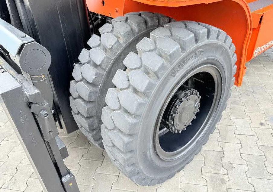 Toyota 60-5FD80 / DIESEL / DUPLEX - 4500MM / NEW TYRES / HEATED CABIN / 8 TON / UDT / EXCELLENT CONDITION - Carretilla elevadora diésel: foto 4 Toyota 60-5FD80 / DIESEL / DUPLEX - 4500MM / NEW TYRES / HEATED CABIN / 8 TON / UDT / EXCELLENT CONDITION - Carretilla elevadora diésel: foto 4