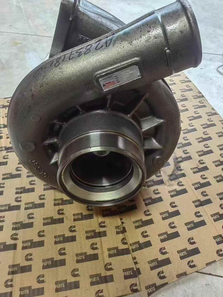 2881769 - Turbocompresor para Excavadora: foto 4 2881769 - Turbocompresor para Excavadora: foto 4